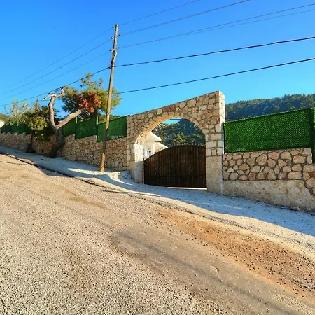 Private Melek 1 * Islamlar (Mediterranean)
